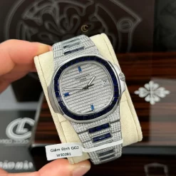 Patek Philippe Nautilus 5712/1A 40mm Demi Baugette Blue Full Moissanite HongKong Replica 1:1 – Top Quality Version
