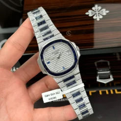 Patek Philippe Nautilus 5712/1A 40mm Demi Baugette Blue Full Moissanite HongKong Replica 1:1 – Top Quality Version