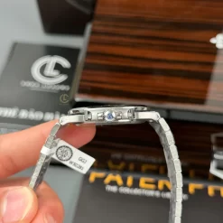 Patek Philippe Nautilus 5712/1A 40mm Demi Baugette Blue Full Moissanite HongKong Replica 1:1 – Top Quality Version