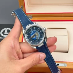 Omega Seamaster Aqua Terra Worldtimer 43mm Blue Dial Replica 1:1 – Top Quality Version
