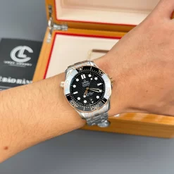 Omega Seamaster Diver 300M 210.20.42.20.01.001 42mm Black Dial Replica 1:1 – Top Quality Version