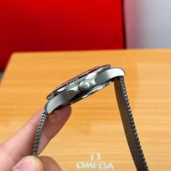 Omega Seamaster Diver 300M Edition 42mm Black Dial Titanium Replica 1:1 – Top Quality Version